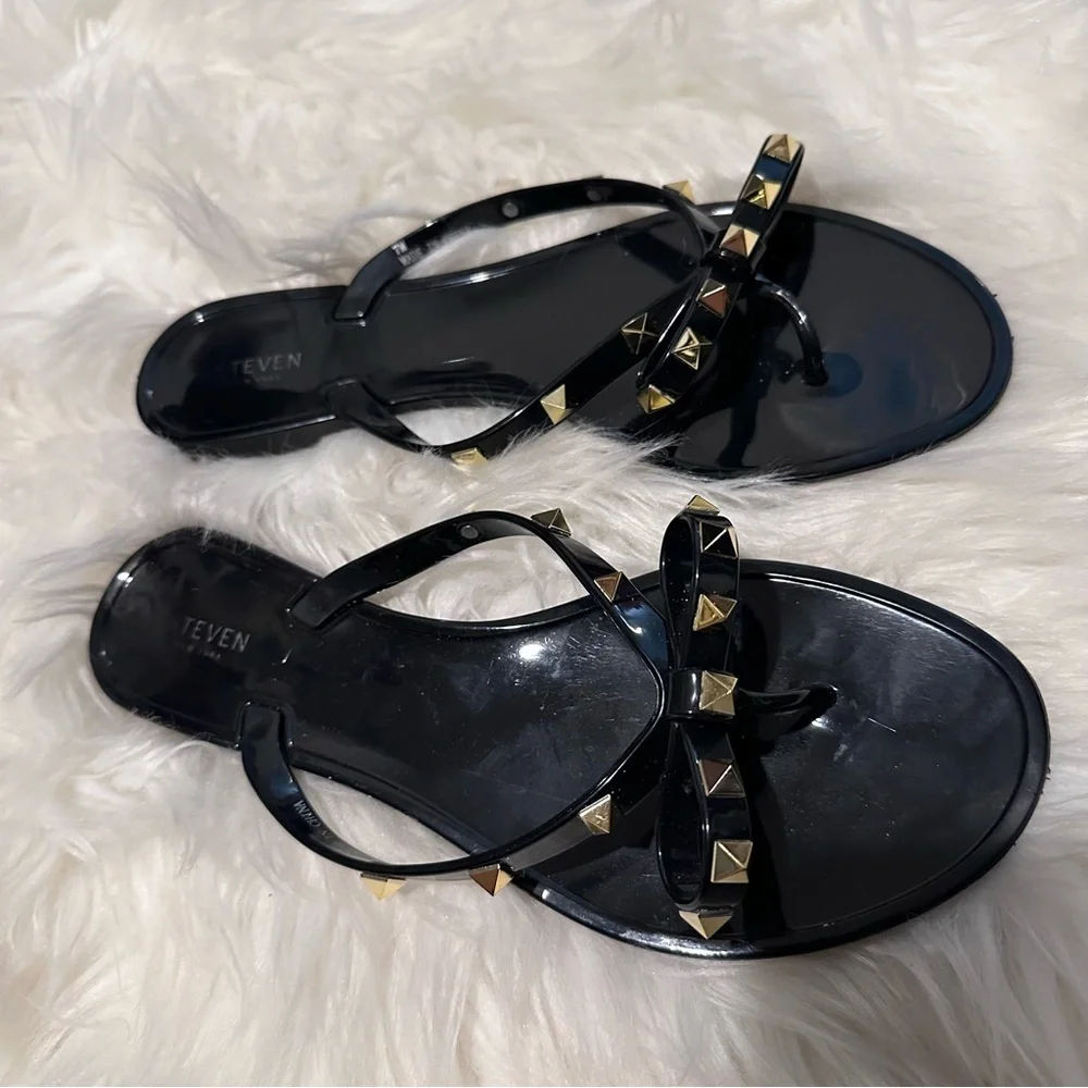 Black gold‎ Studded jelly Women's Sandals